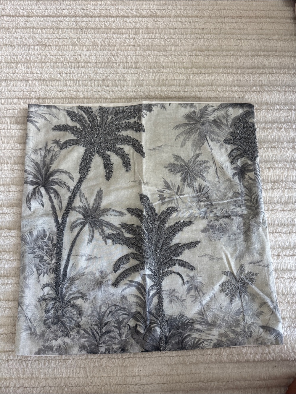 Pottery barn throw pillow set of 2